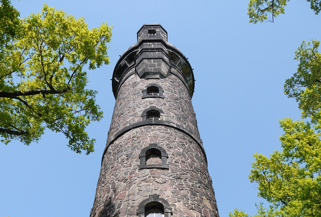 Der Fichteturm in Dresden-Plauen lädt ab Juli wieder zum Aufstieg ein.