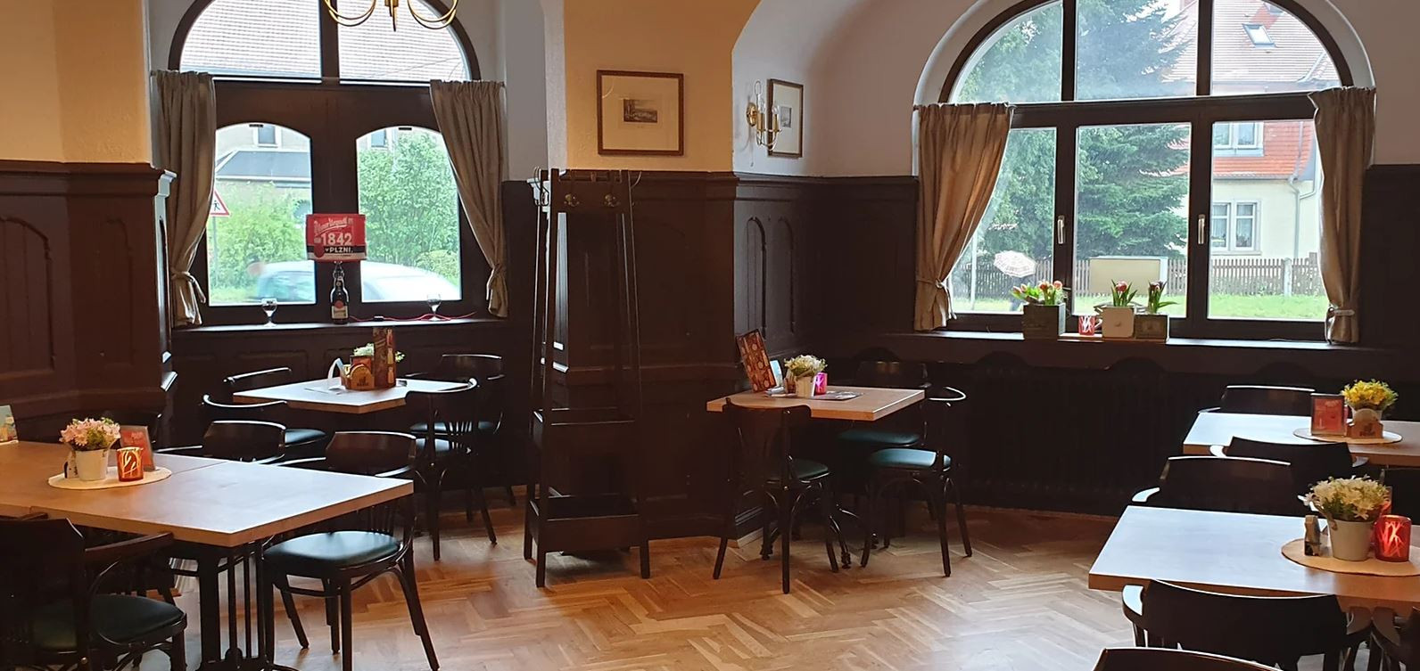 Das Schwejk befindet sich im traditionsreichen Gasthof Weißig. Auch für Feiern ist das Lokal gut geeignet.