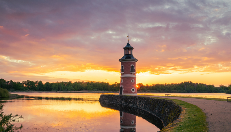 Offener Leuchtturm am Schloss Moritzburg