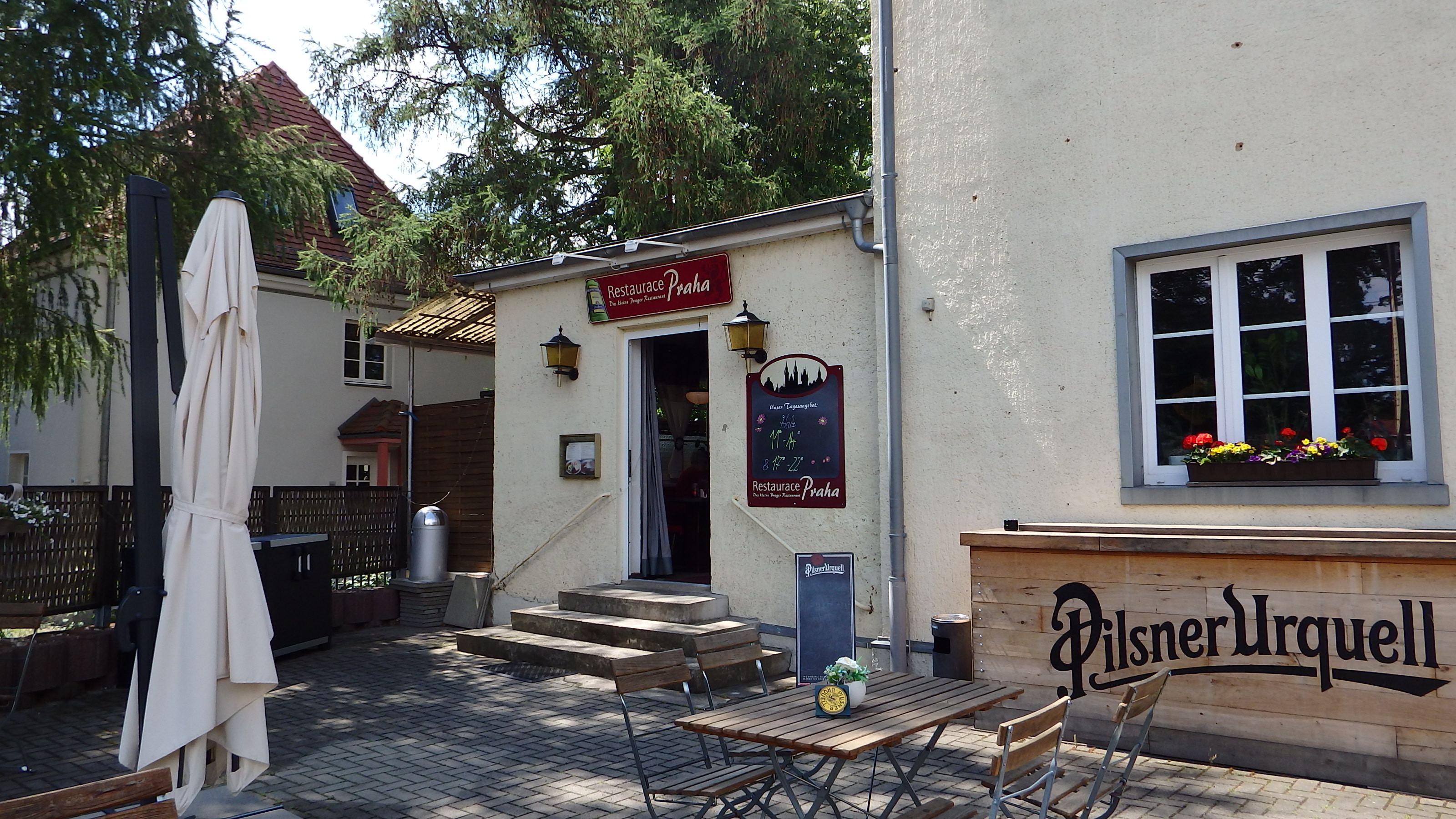 Ein kleines Restaurant, das mit leckeren tschechischen Speisen überzeugt - so versteht sich das Praha im Dresdner Norden.